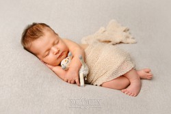  | Prachtig newborn meisje uit Deventer van 3 weken oud